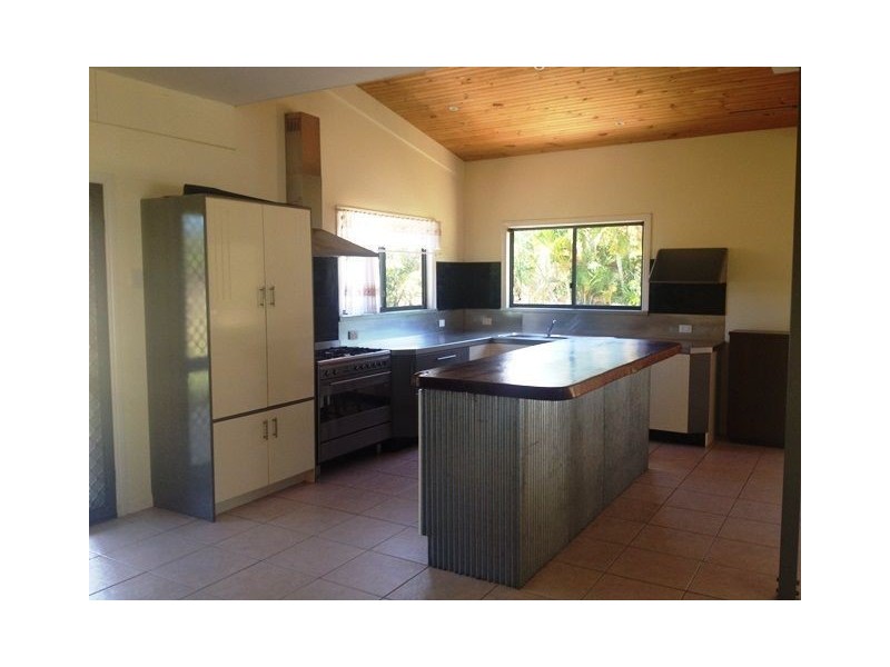 455 Cape Hillsborough Road, Ball Bay QLD 4741