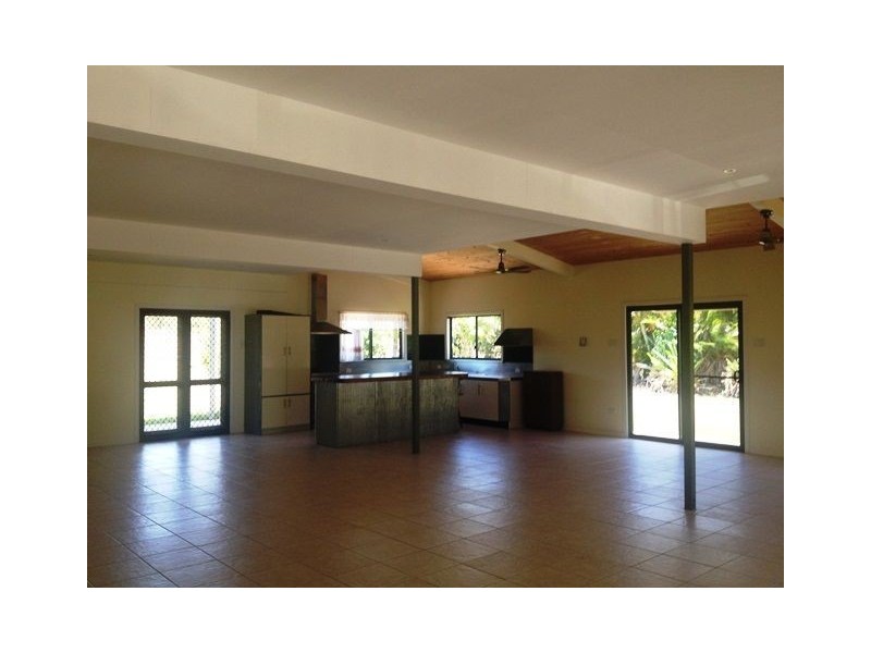 455 Cape Hillsborough Road, Ball Bay QLD 4741