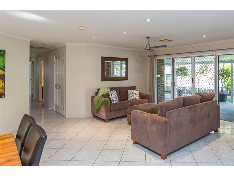 16 Kirkconell Street, Beaconsfield QLD 4740