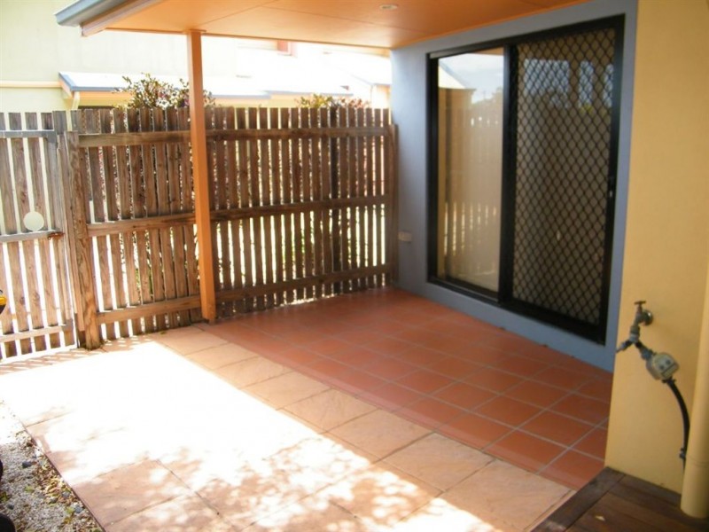 2/59 Carlyle Street, Mackay QLD 4740