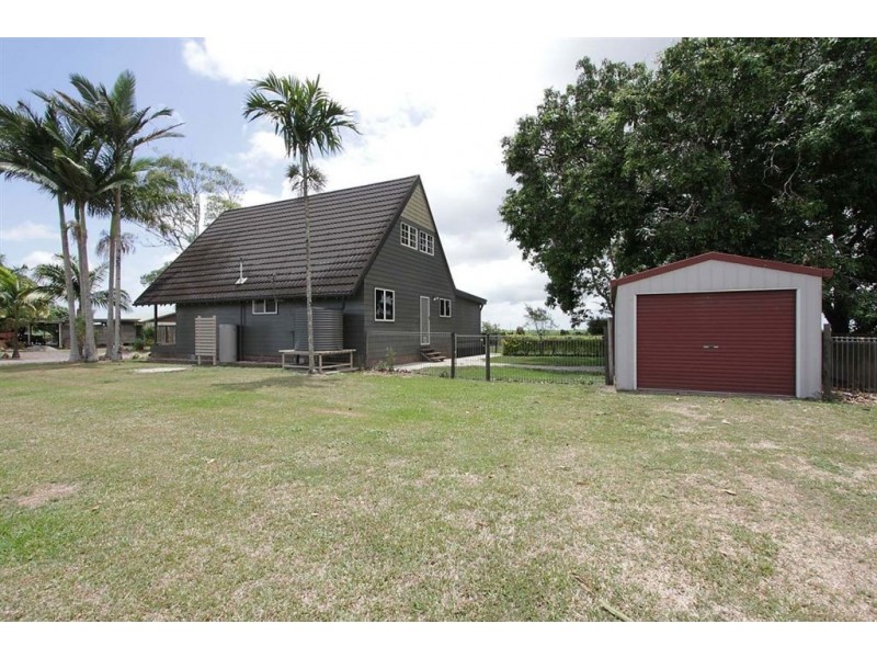 8 Weigands Road, Alexandra QLD 4740