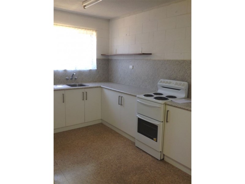 3/8 Hague Street, East Mackay QLD 4740
