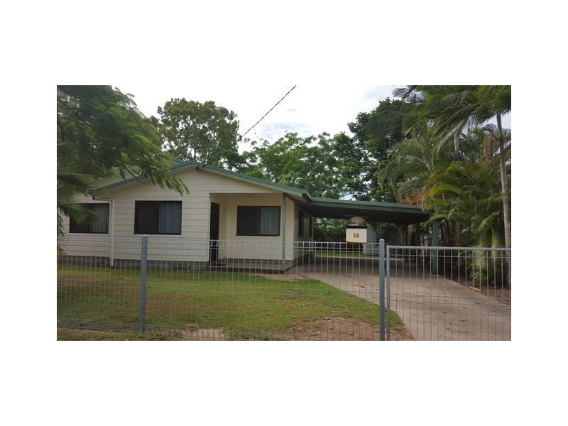 18 Quail Street, Slade Point QLD 4740