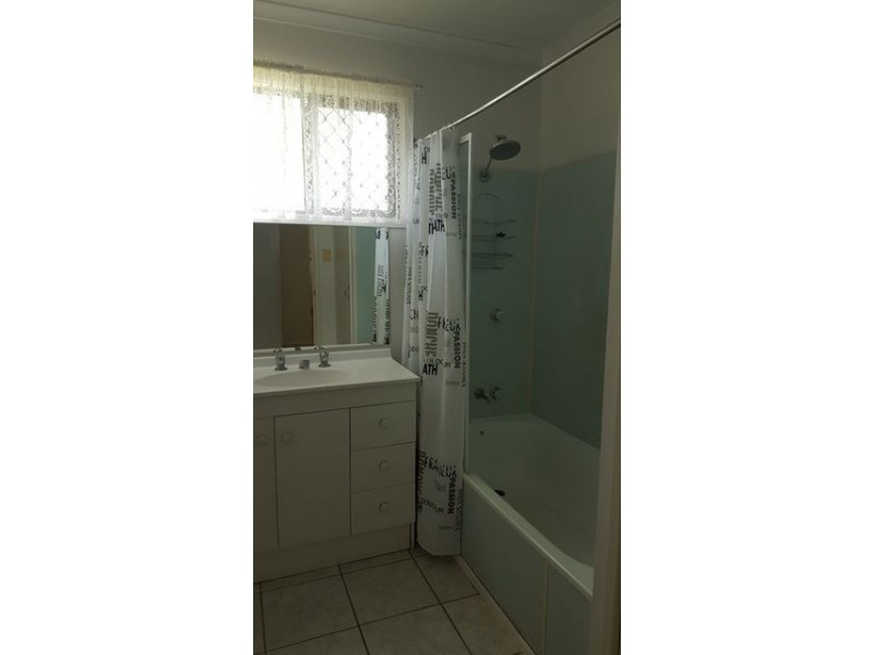 18 Quail Street, Slade Point QLD 4740