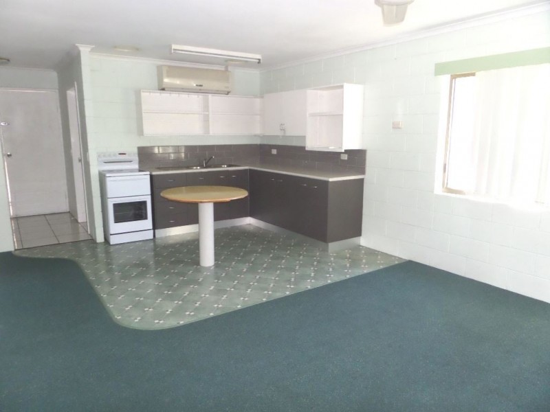 1/24 Pirie Street, South Mackay QLD 4740