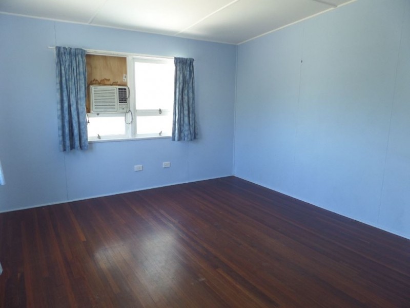 2 Sunset Blvd, Eimeo QLD 4740