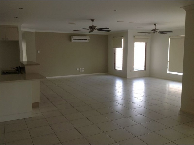 10 Mussett Court, Glenella QLD 4740