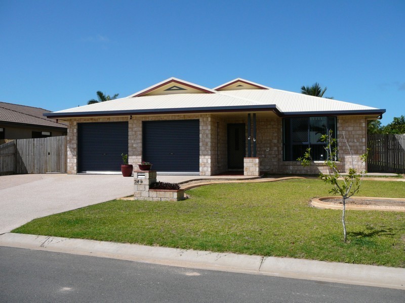 24 Michelle Crescent, Bucasia QLD 4750
