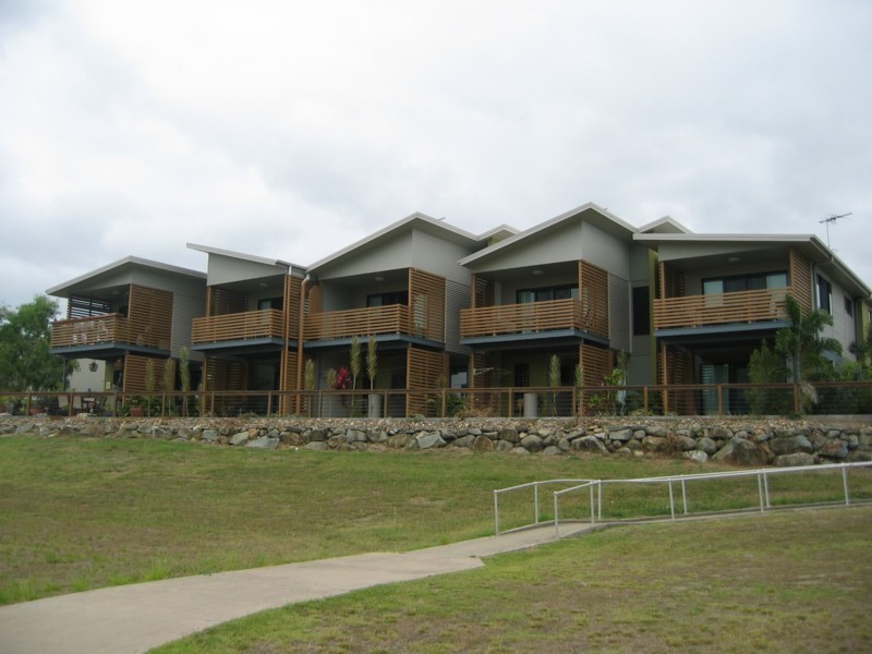 2/6 Whistler Way, Mount Pleasant QLD 4740