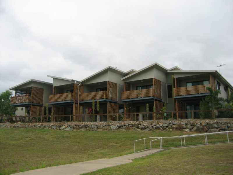 4/6 Whistler Way, Mount Pleasant QLD 4740