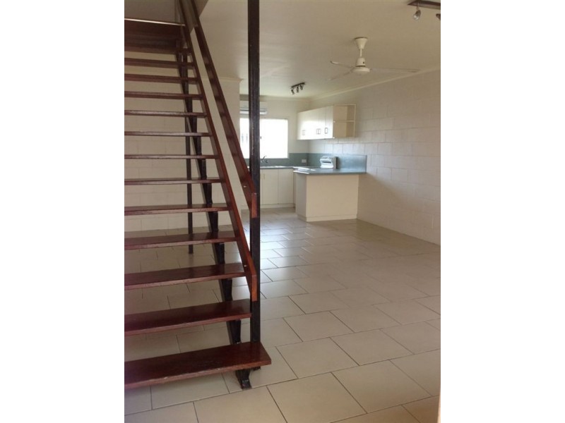 4/6 Byron Street, Mackay QLD 4740
