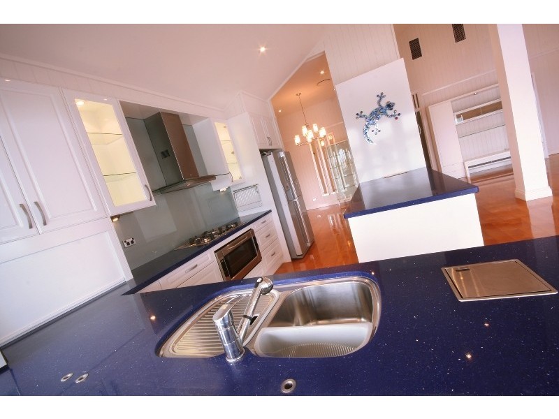 L 5 RP 12552 Wynnum Road, Norman Park QLD 4170