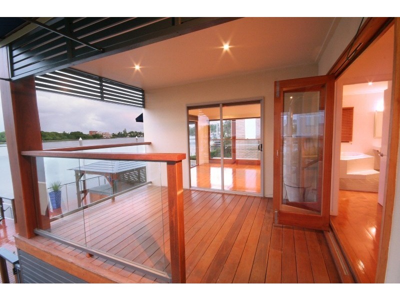 L 5 RP 12552 Wynnum Road, Norman Park QLD 4170