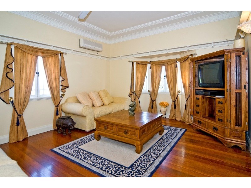 167 Chatsworth Road, Coorparoo QLD 4151