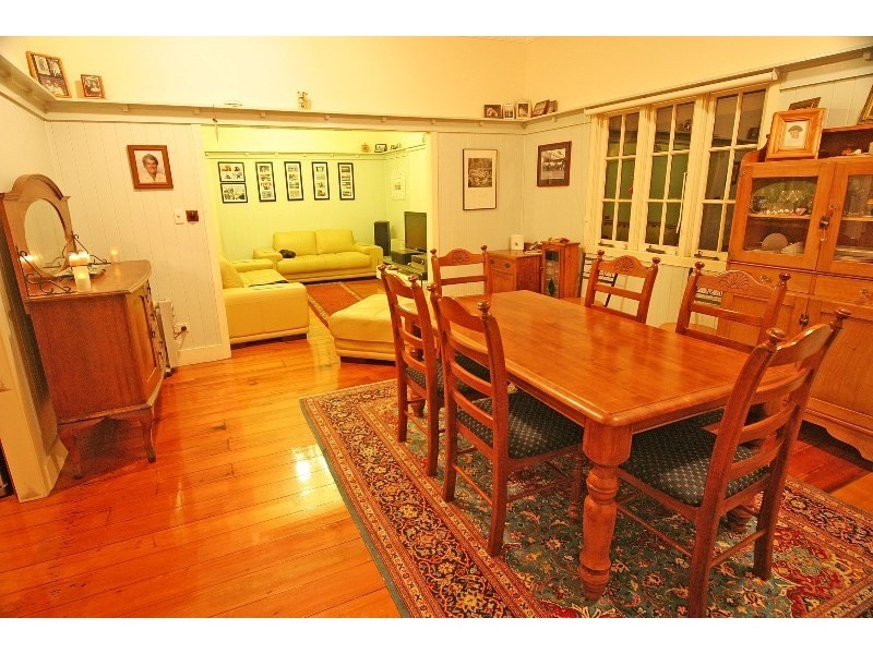 32 Wentworth Parade, Balmoral QLD 4171