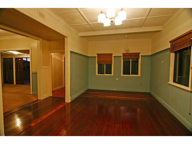 55 Gordon Street, Hawthorne QLD 4171