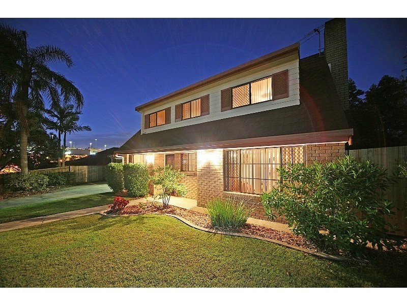 10 Aldford Street, Carindale QLD 4152