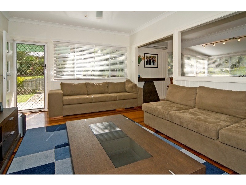 5 Phalerum Avenue, Seven Hills QLD 4170