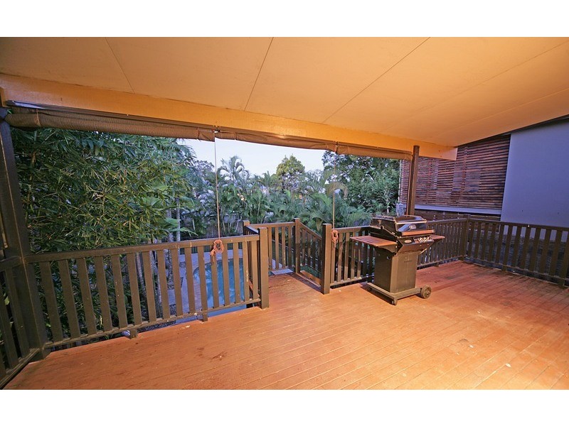 22 Stewart Street, Hawthorne QLD 4171