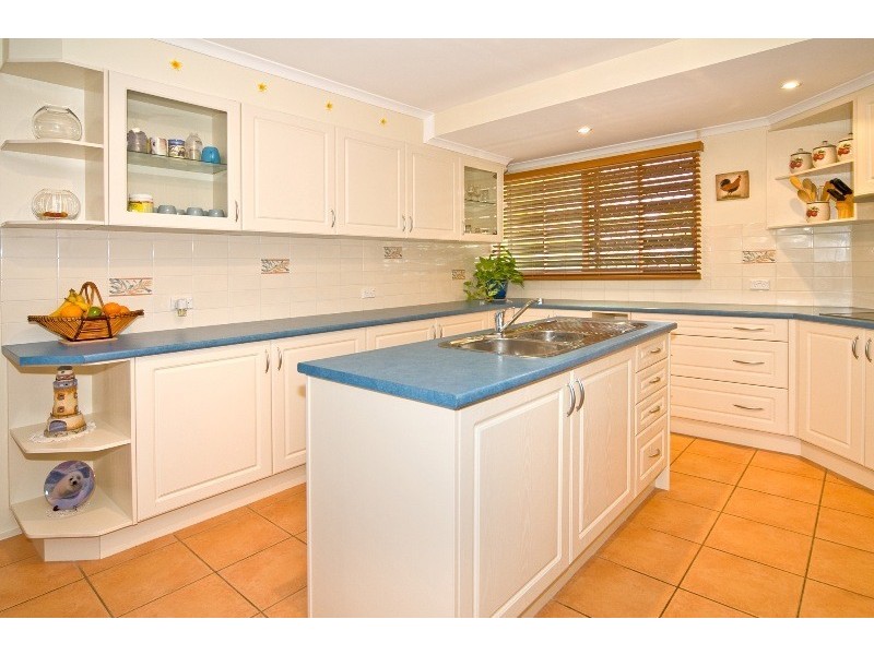 115 Blackwood Avenue, Morningside QLD 4170