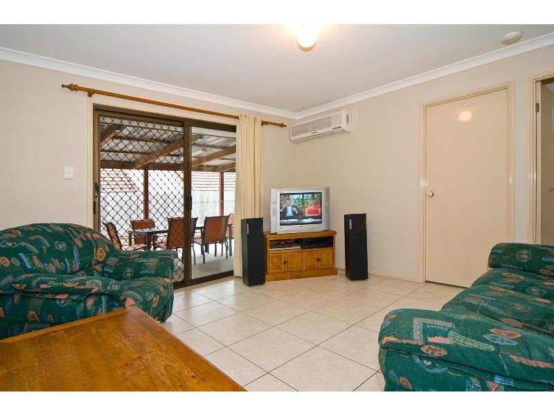 83 Torquay Crescent, Tingalpa QLD 4173