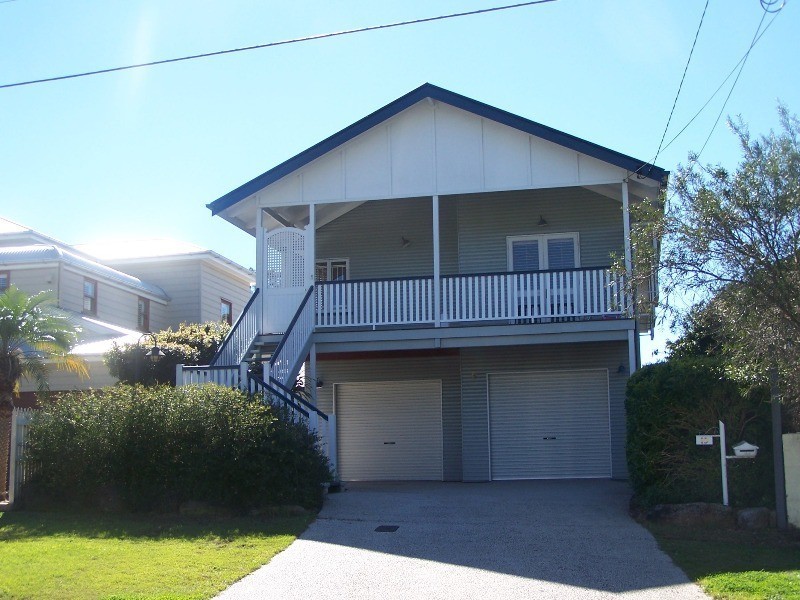 13 Leura Avenue, Hawthorne QLD 4171