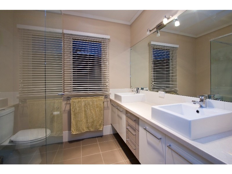 46 Fifth Avenue, Balmoral QLD 4171