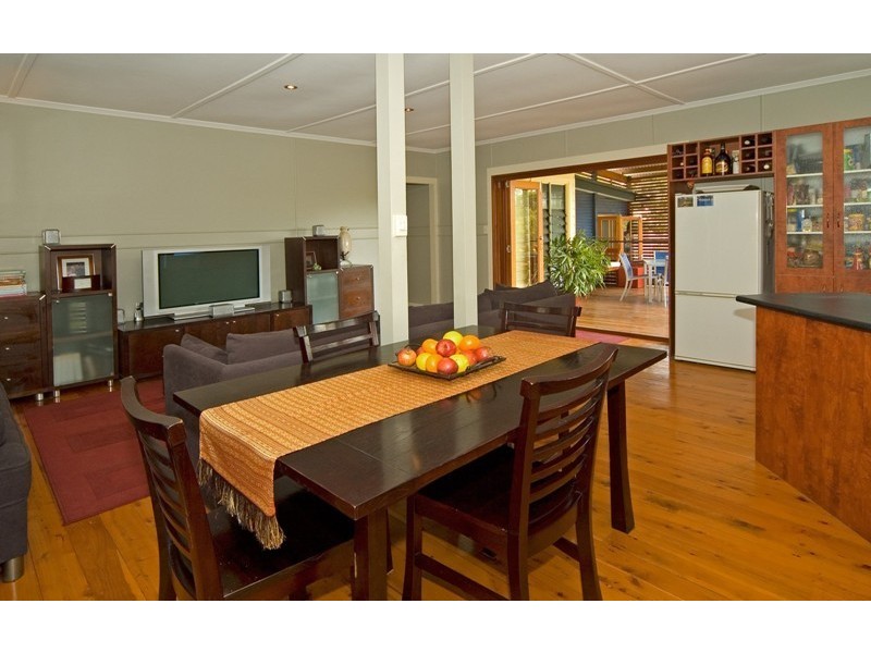 61 Tandoor Street, Morningside QLD 4170