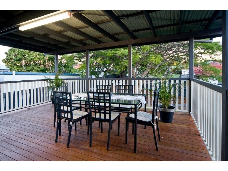 9 Bruce Street, Carina QLD 4152