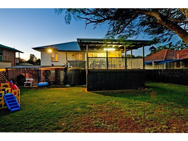 9 Bruce Street, Carina QLD 4152