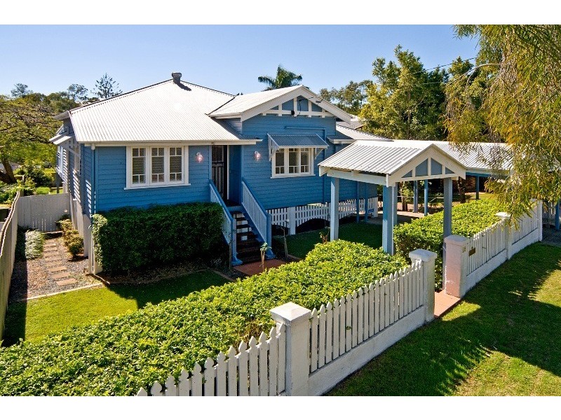 28 Bovelles Street, Camp Hill QLD 4152