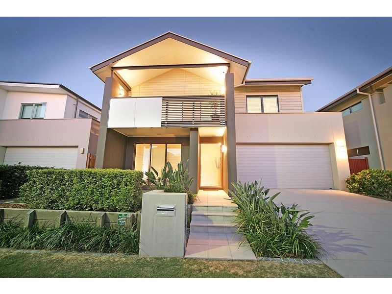 13 Edgewater Place, Bulimba QLD 4171