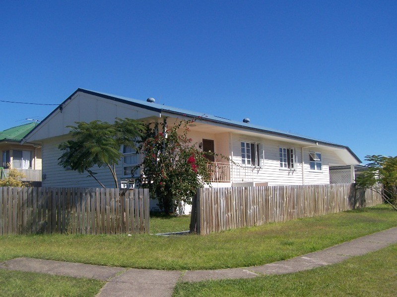 1 Blackwood Avenue, Cannon Hill QLD 4170