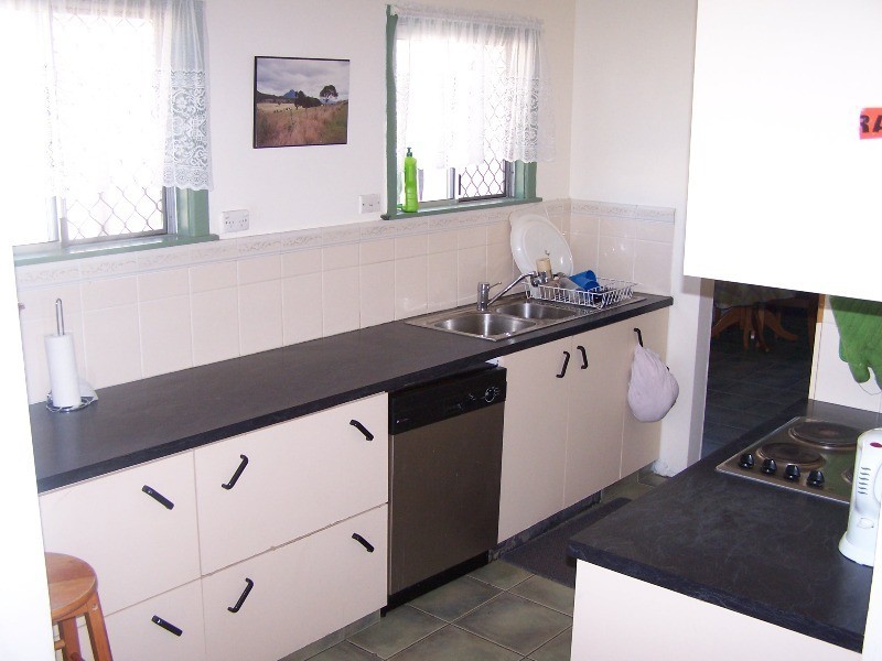 1 Blackwood Avenue, Cannon Hill QLD 4170