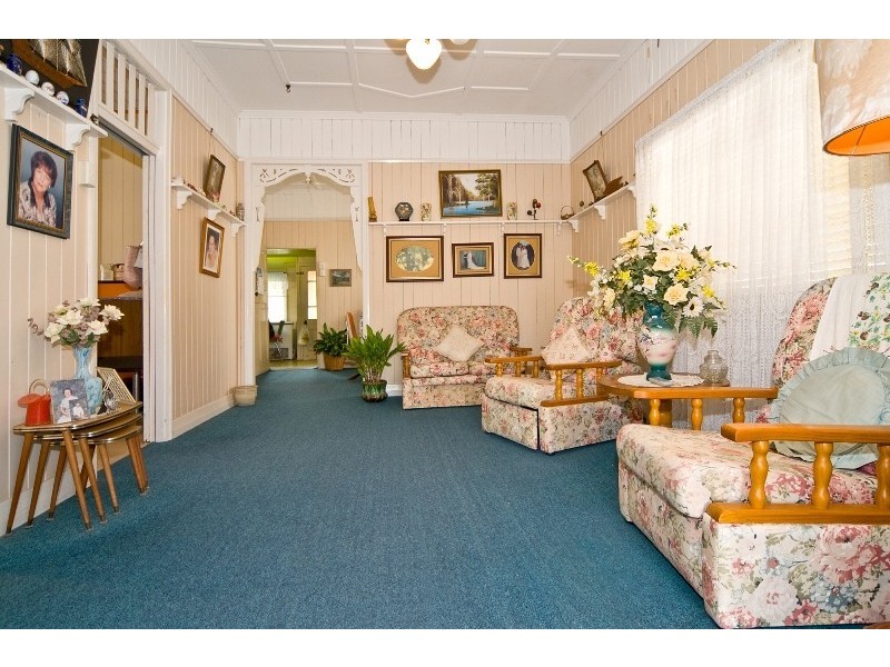 75 Thackeray Street, Norman Park QLD 4170