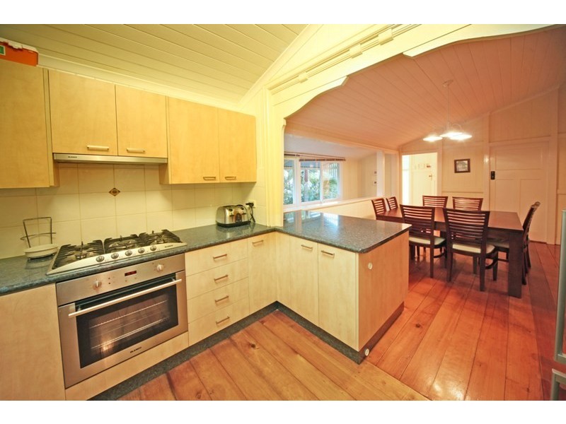 22 Orchard Street, Hawthorne QLD 4171