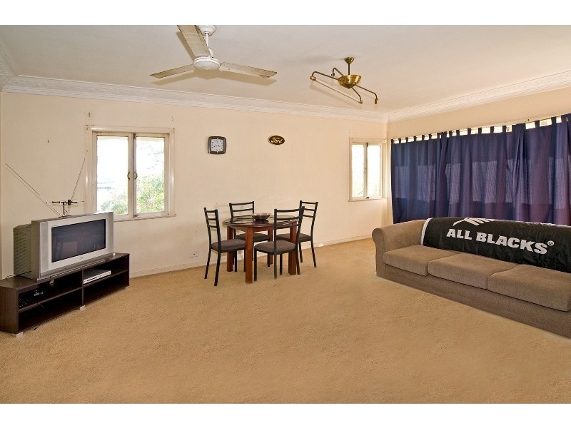 217 & 219 Bennetts Road, Norman Park QLD 4170