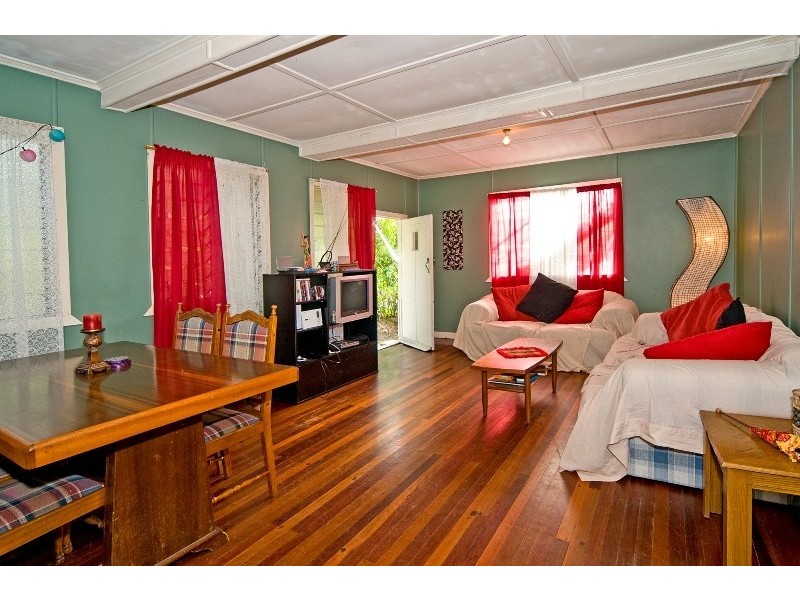 217 & 219 Bennetts Road, Norman Park QLD 4170