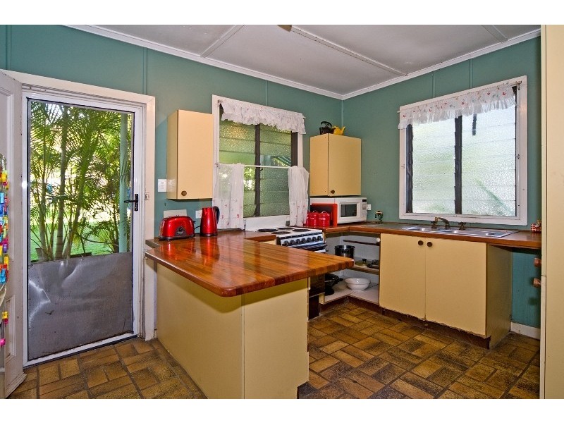 217 & 219 Bennetts Road, Norman Park QLD 4170