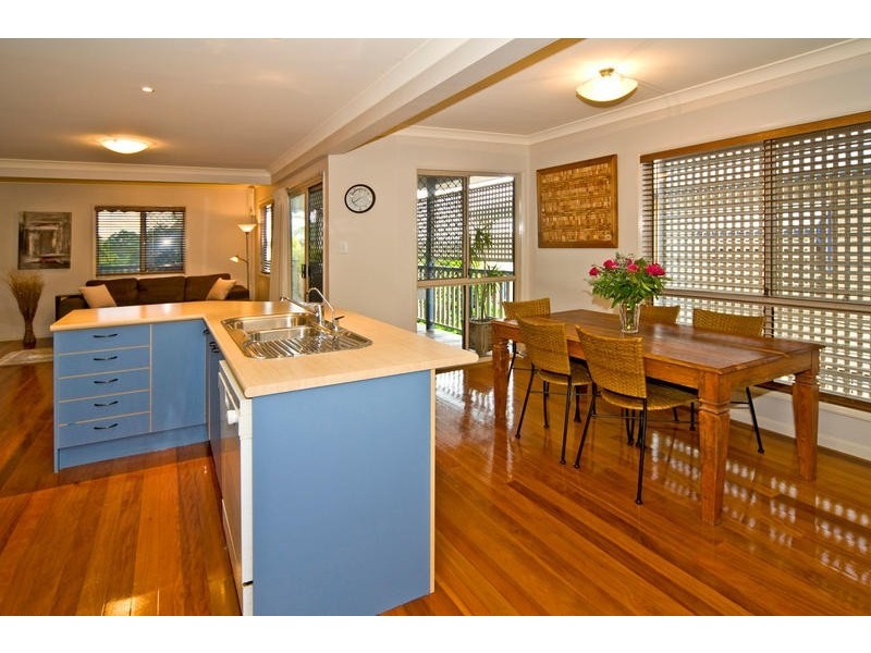 125 Blackwood Avenue, Morningside QLD 4170