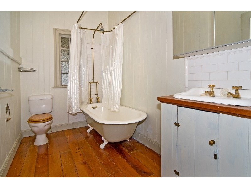 20 Carramar Street, Morningside QLD 4170