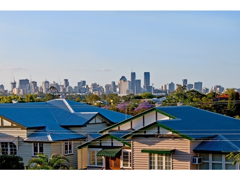 38 Headfort Street, Greenslopes QLD 4120