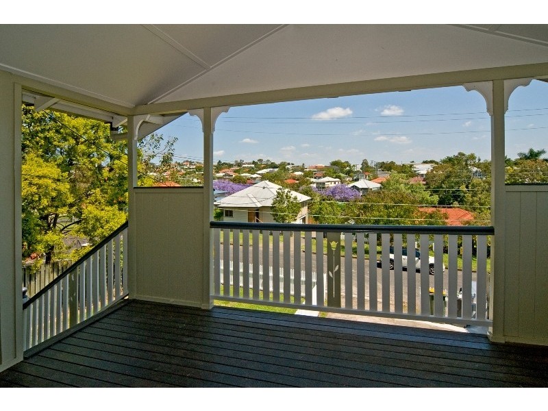 22 Noble Street, Camp Hill QLD 4152