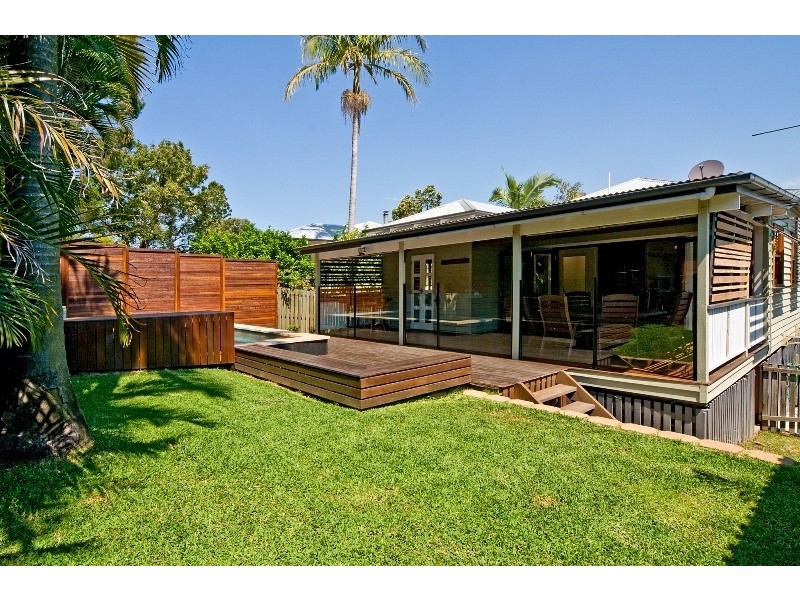 22 Noble Street, Camp Hill QLD 4152