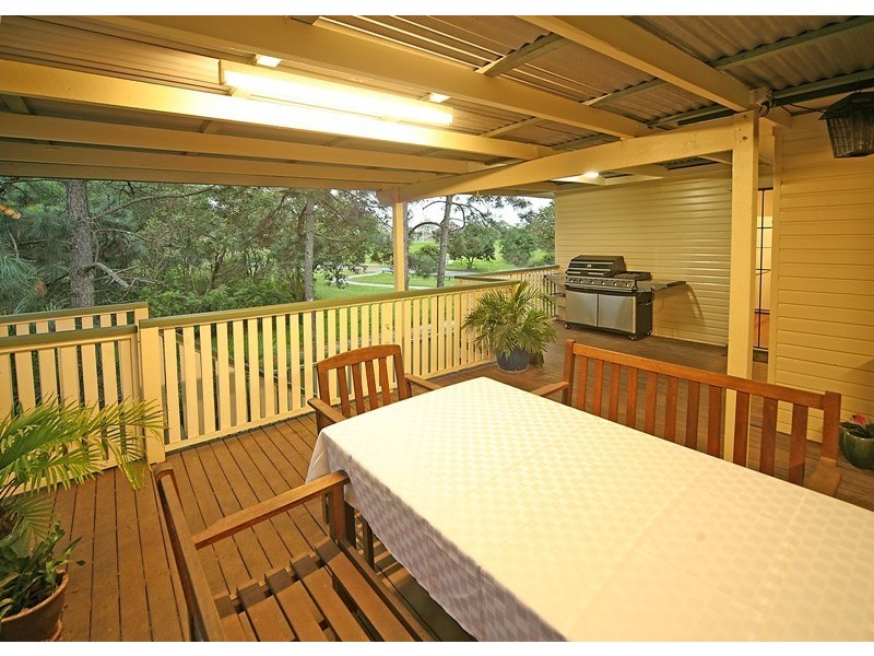 60 Bentley Street, Morningside QLD 4170
