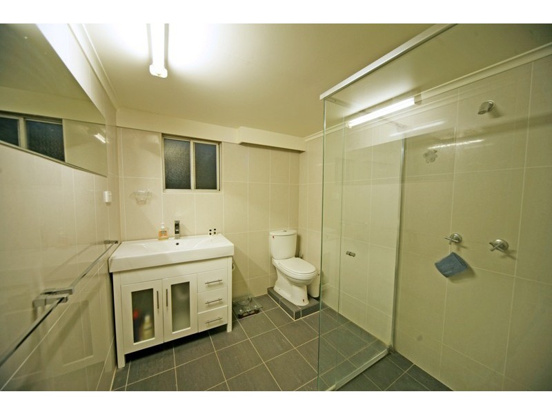 60 Bentley Street, Morningside QLD 4170