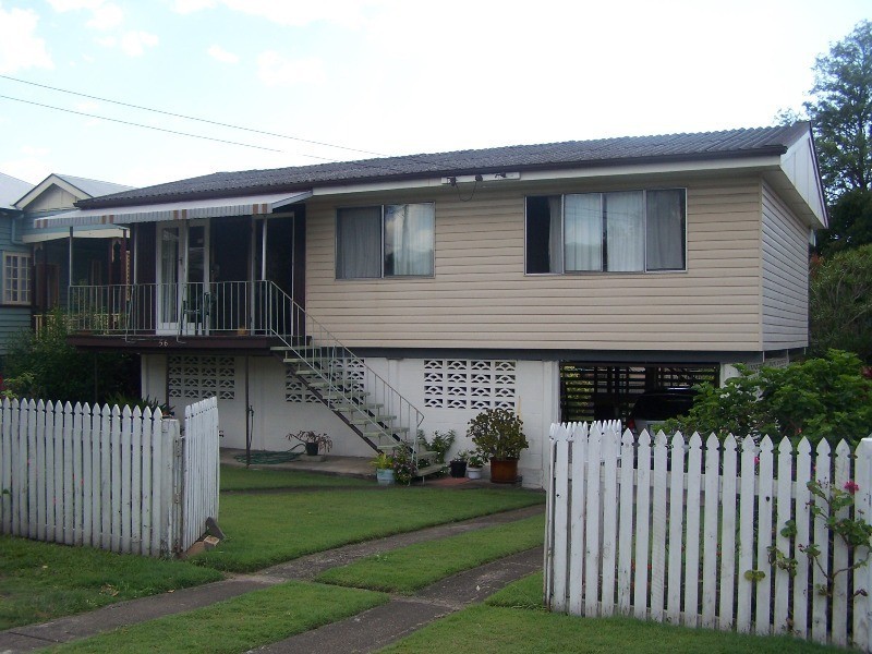 56 Shrapnel Road, Cannon Hill QLD 4170