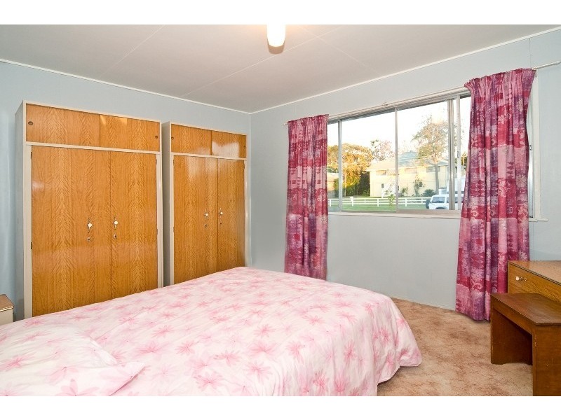 56 Shrapnel Road, Cannon Hill QLD 4170