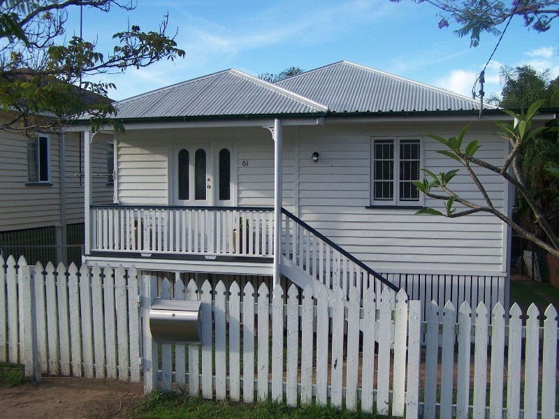 61 Leura Avenue, Hawthorne QLD 4171