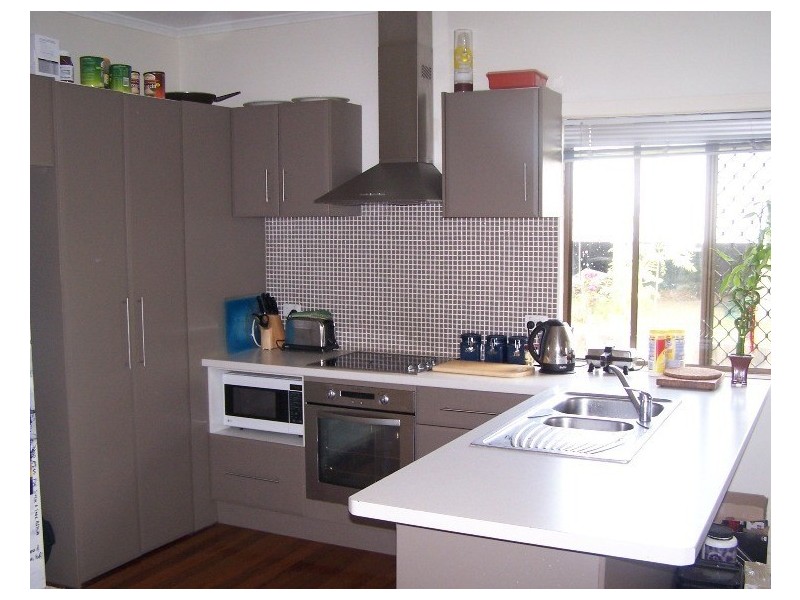 23 Hill Crescent, Carina Heights QLD 4152